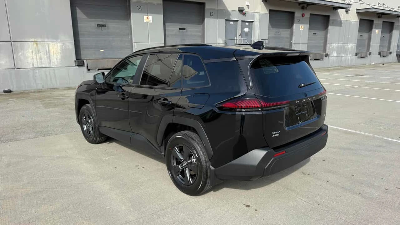 Toyota Rav4 LE AWD /CARFAX/КАМЕРА/ПОДГРЕВИ, снимка 10 - Автомобили и джипове - 54060721