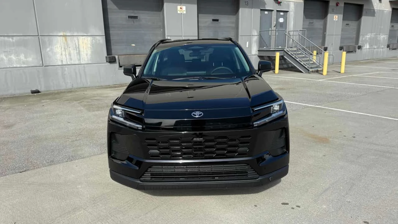 Toyota Rav4 LE AWD /CARFAX/КАМЕРА/ПОДГРЕВИ, снимка 6 - Автомобили и джипове - 54060721