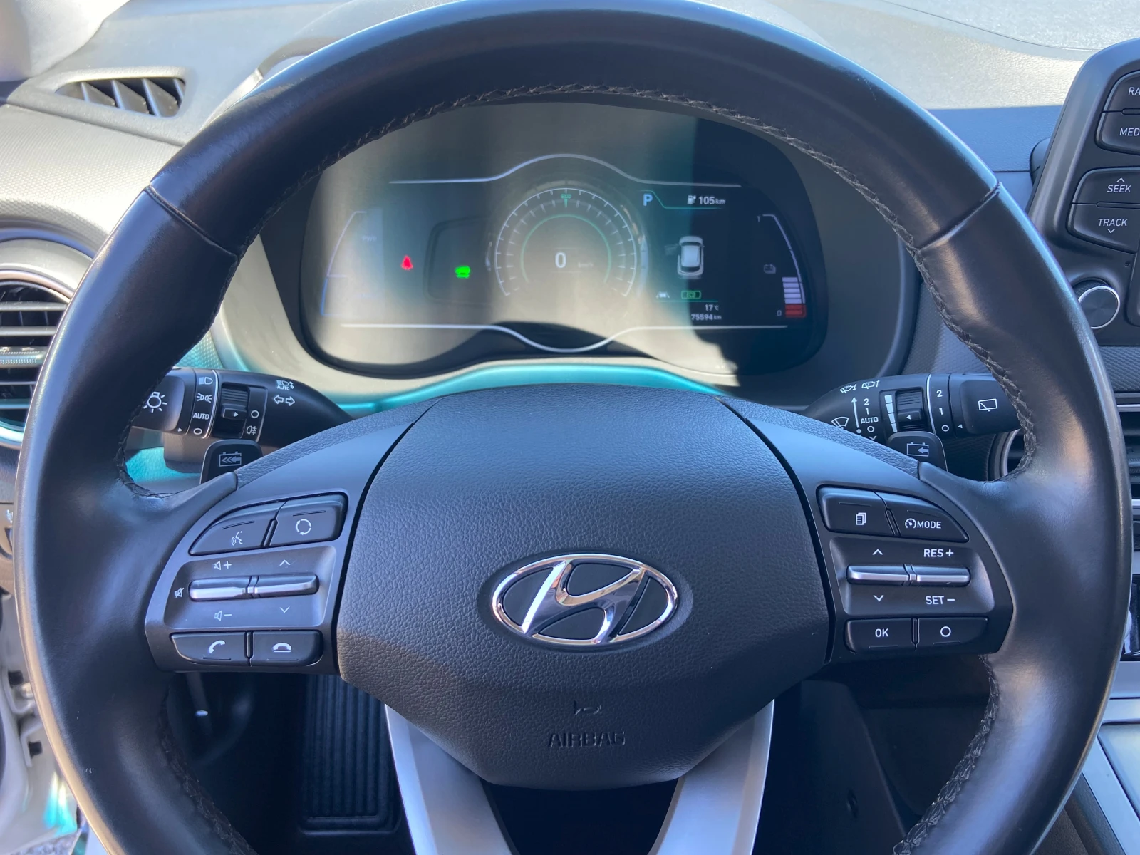Hyundai Kona 39kWh-SOH100%-Термо помпа!, снимка 8 - Автомобили и джипове - 54552960