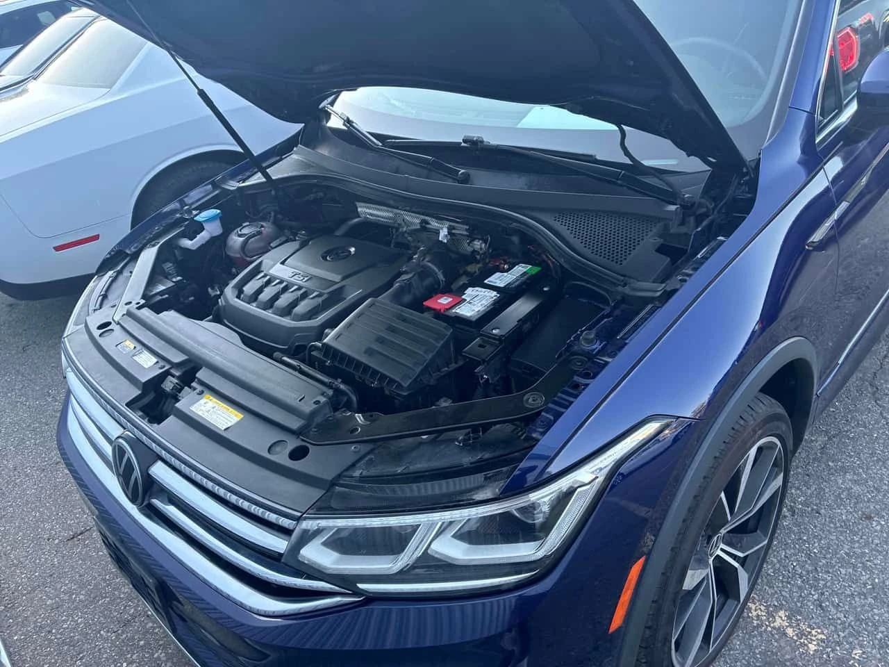 VW Tiguan  Highline R Line / ОБДУХВАНЕ / ПАНОРАМА , снимка 15 - Автомобили и джипове - 55555888