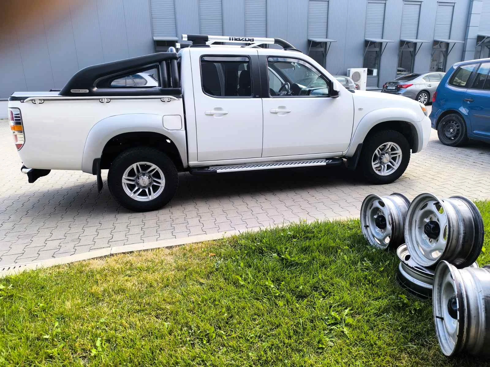 Mazda BT-50, снимка 2 - Автомобили и джипове - 56223602