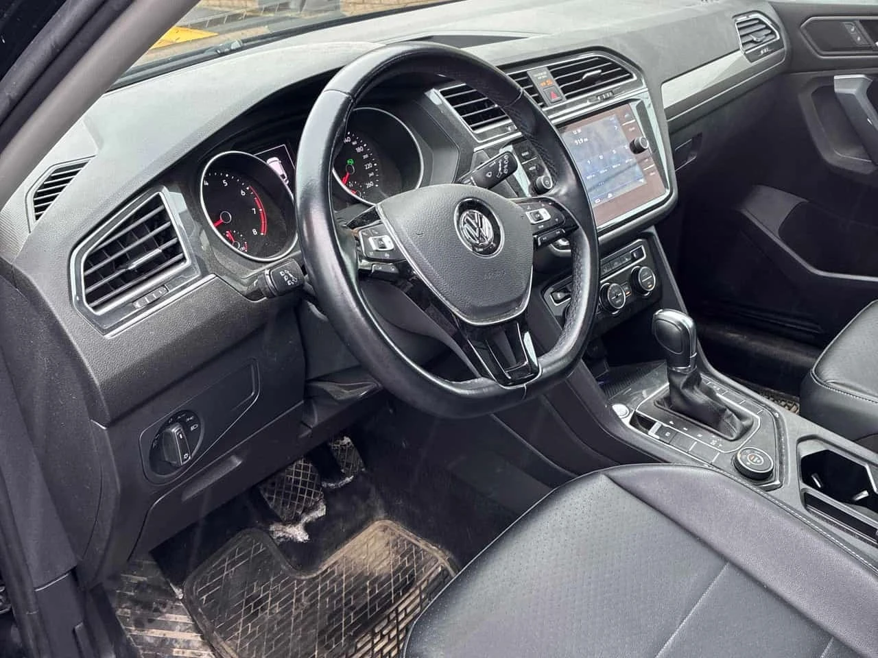 VW Tiguan Comfortline | CARFAX | ��� ���������  | Mobile.bg � ����������� 7