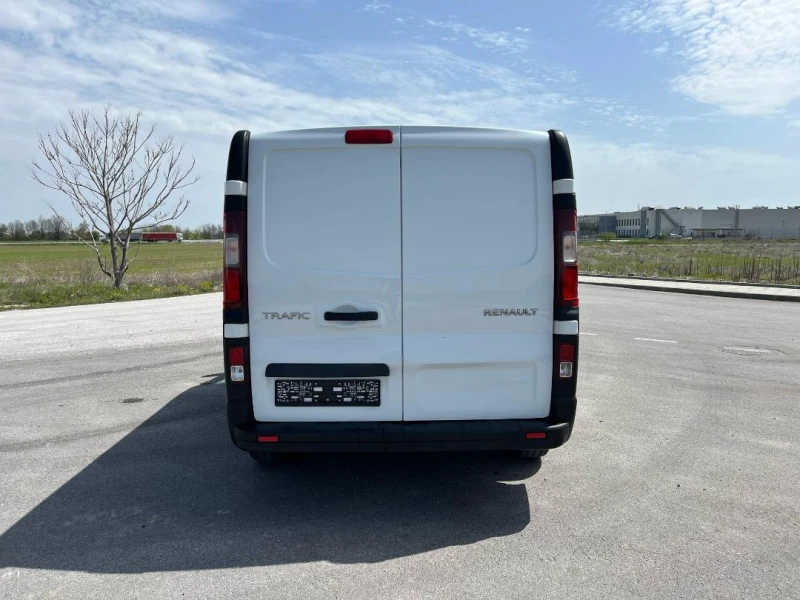 Renault Trafic 3 ОТЛИЧЕН ЕВРО 6В 1.6ТД 125KC КЛИМА НОВ ВНОС, снимка 4 - Бусове и автобуси - 49936299