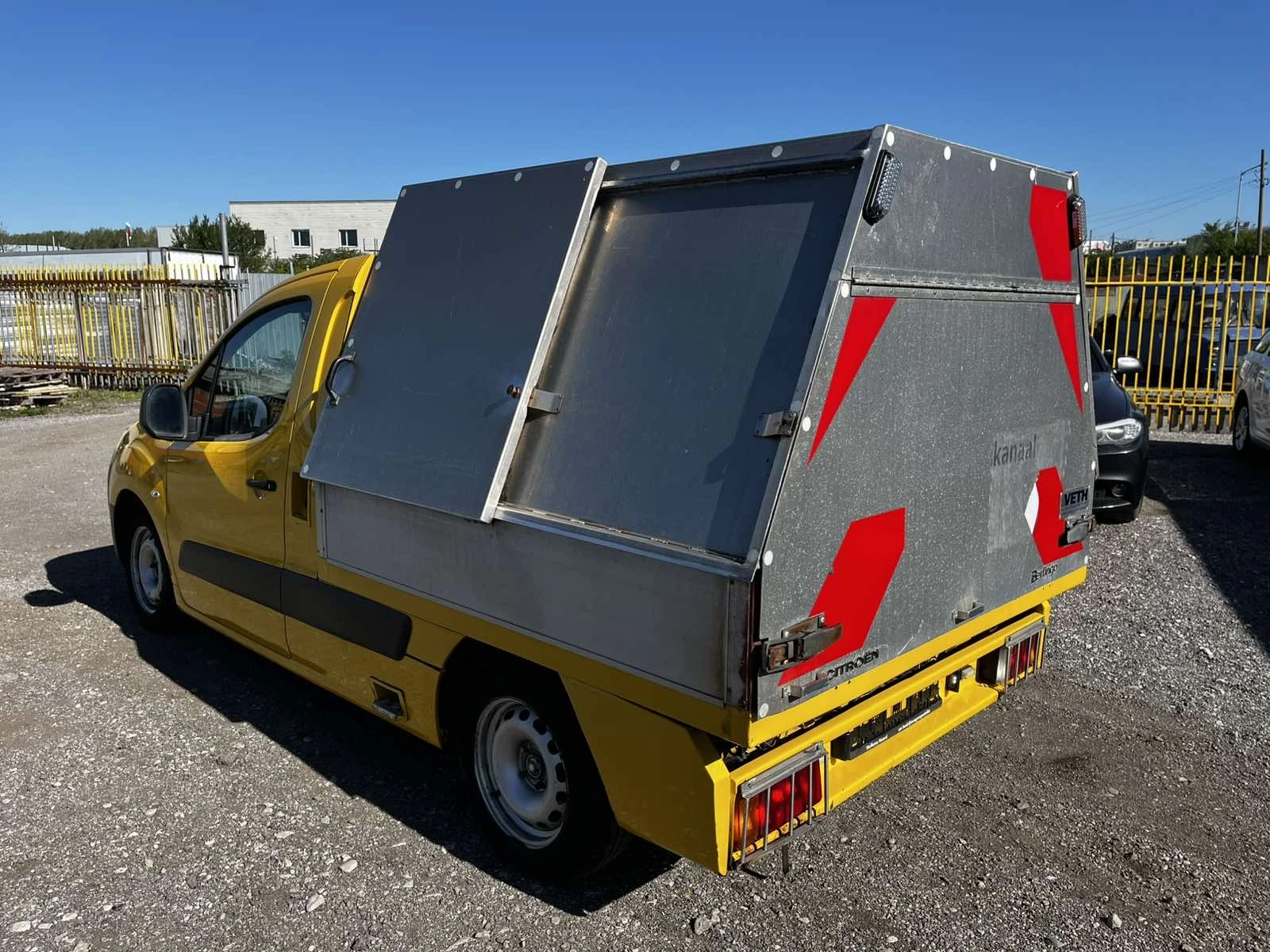 Citroen Berlingo 1.6 90k.c САМОСВАЛ - изображение 4