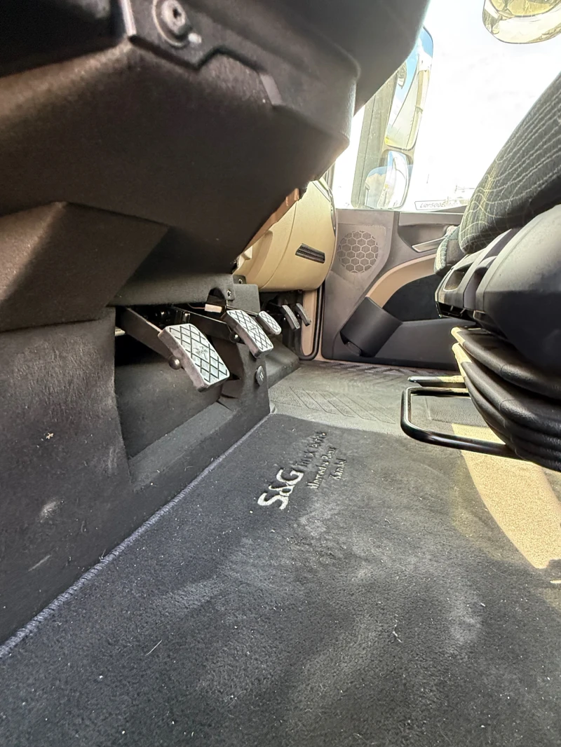 Mercedes-Benz Actros 2542  BDF УЧЕБЕН, снимка 11 - Камиони - 51007585