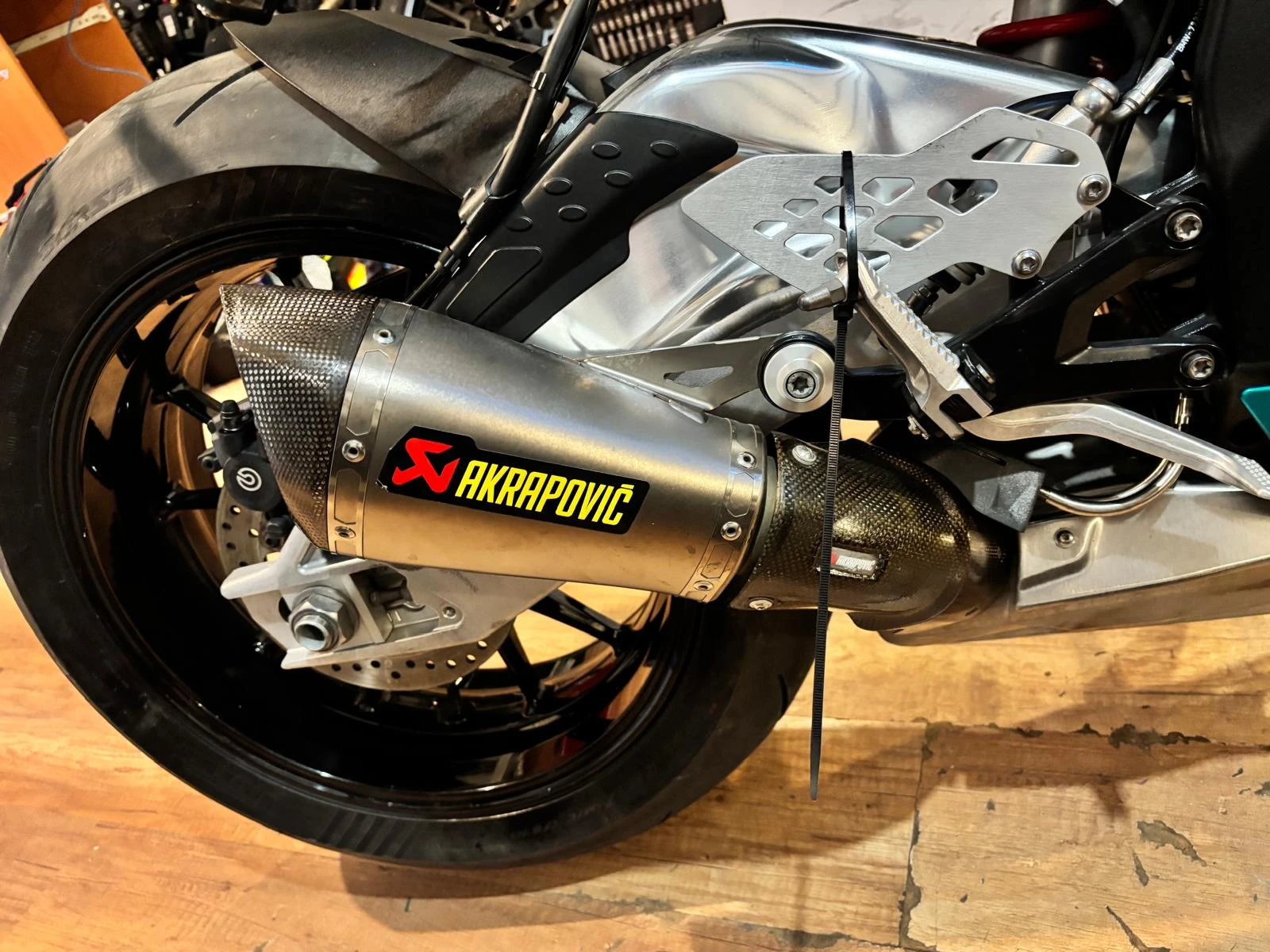 BMW S 1000rr 2013 Akrapovic  - изображение 6