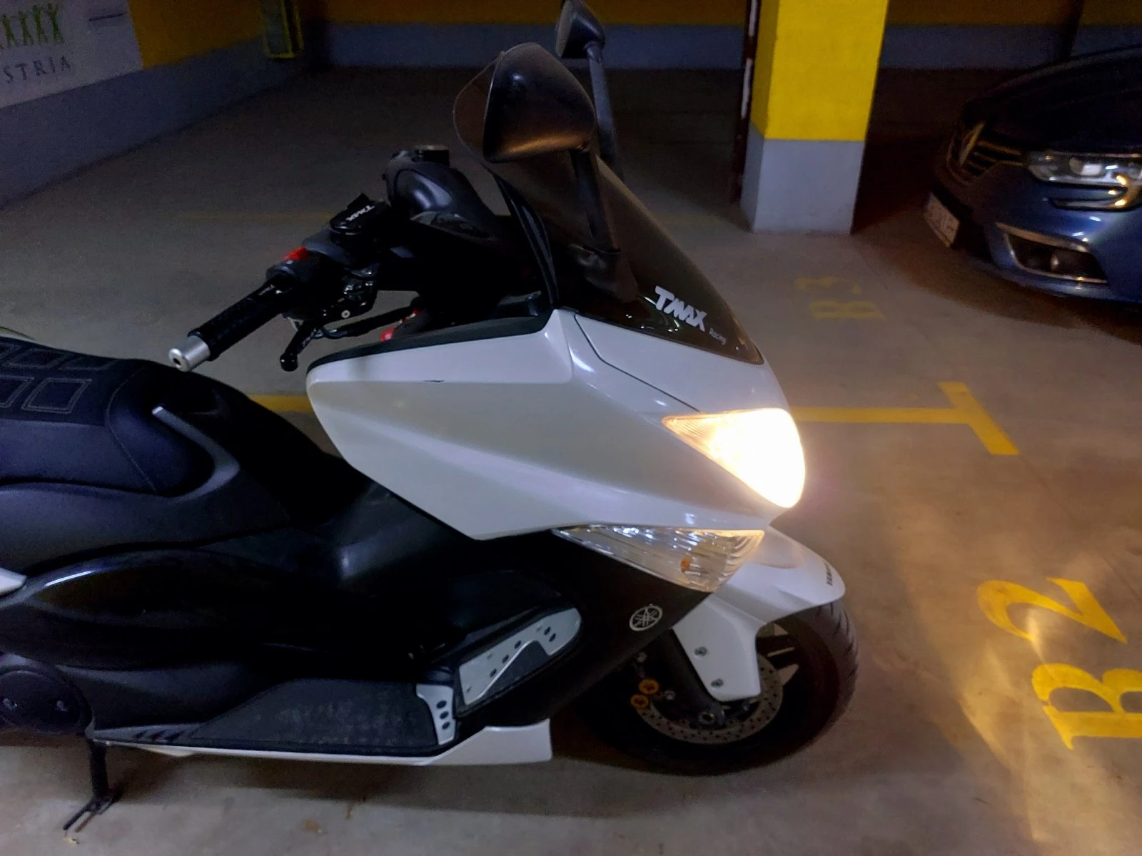 Yamaha T-max  - изображение 4