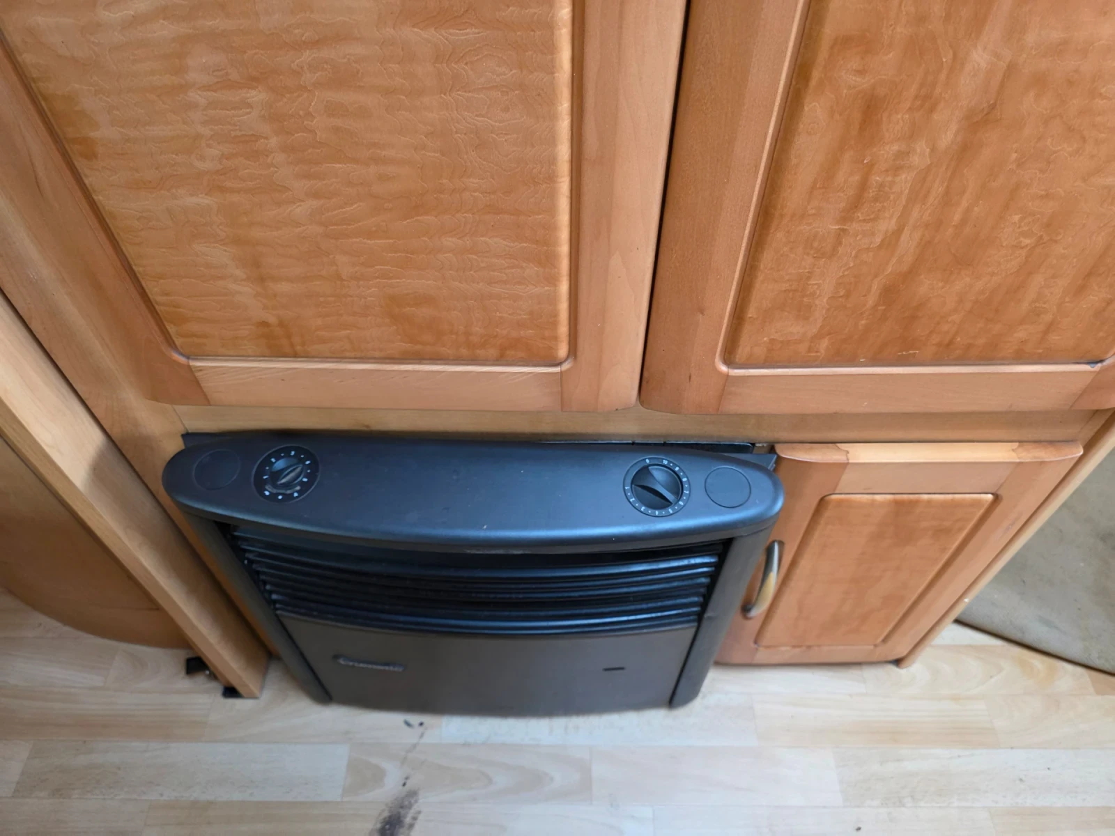 �������� Adria Hobby ������� ������ | Mobile.bg � ����������� 14