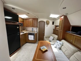 Моторна яхта Rinker 420, снимка 15