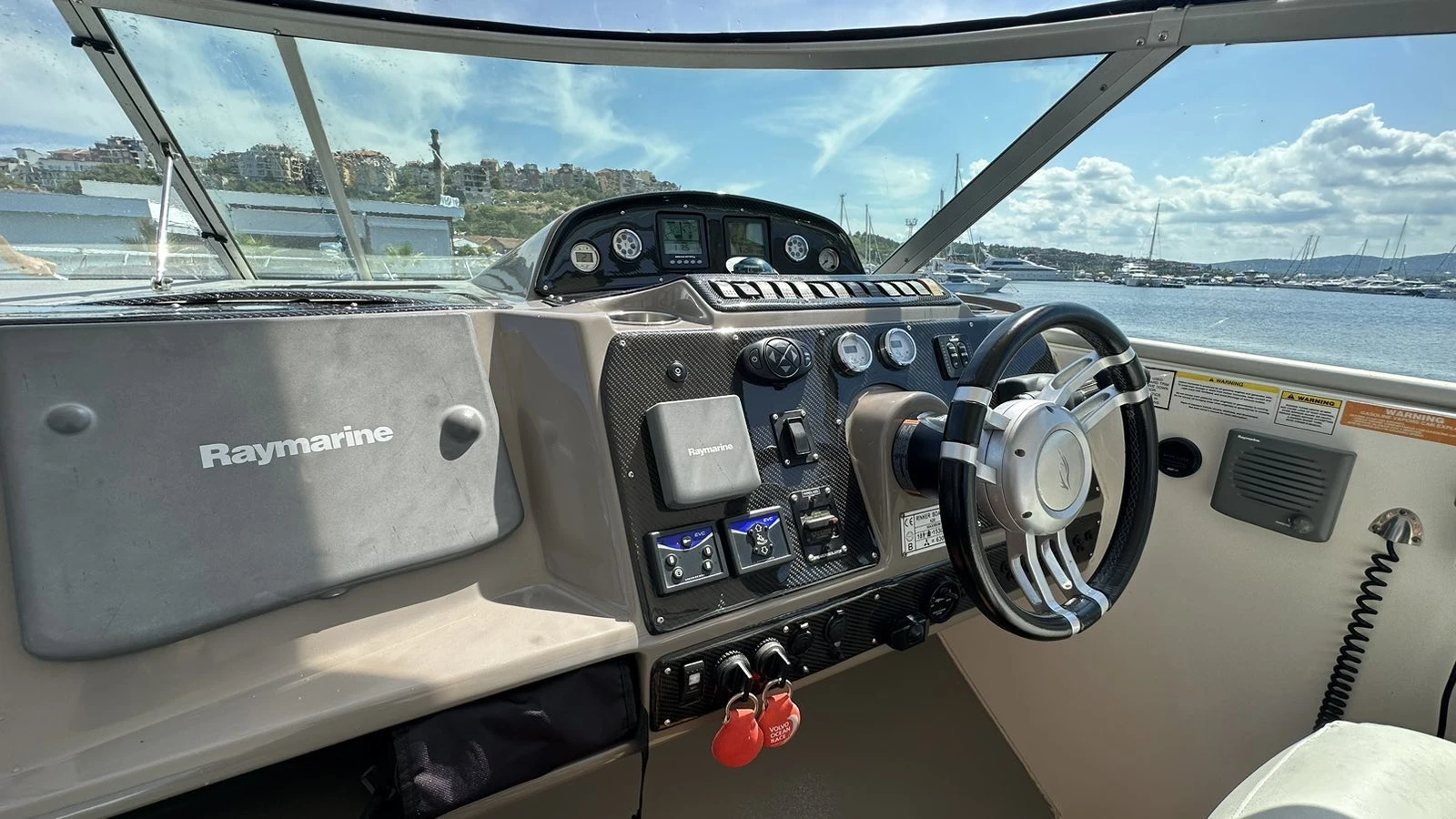   Rinker 420 | Mobile.bg   13