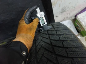 Гуми Зимни 255/50R19, снимка 3
