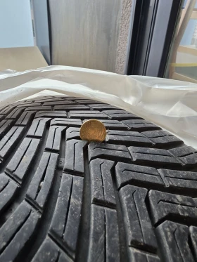 Гуми Всесезонни 235/55R19, снимка 1