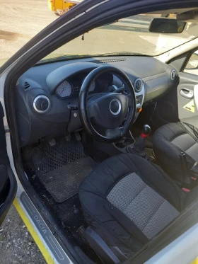 Dacia Logan 1.5 dci, снимка 5