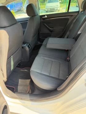 VW Golf 1.6 TDI 105 / NAVI, снимка 10