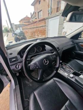 Mercedes-Benz C 320, снимка 2