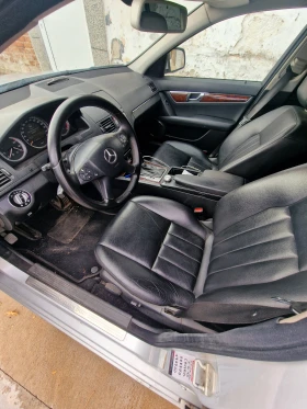 Mercedes-Benz C 320, снимка 3