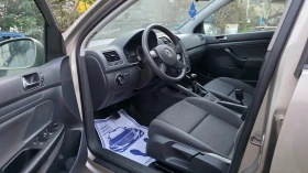VW Golf 1.6i/102hp/NAVI - 6499 лв. / 3322.89 € - 93537955 6
