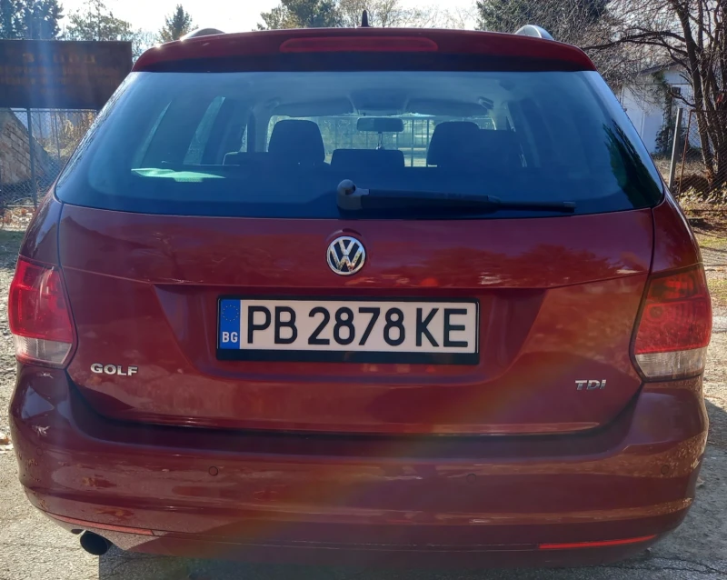 VW Golf 1.6 TDI 105, снимка 5 - Автомобили и джипове - 48267614