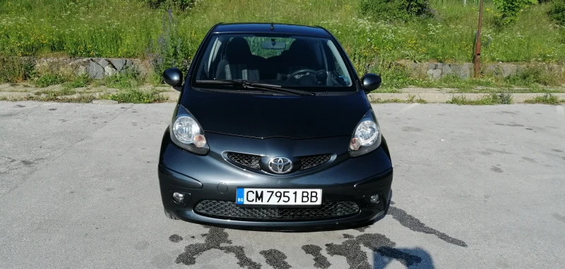 Toyota Aygo, снимка 2 - Автомобили и джипове - 48929270