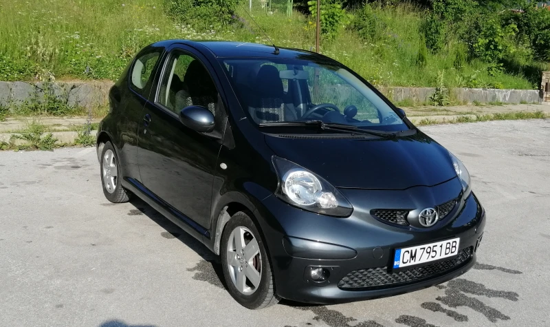 Toyota Aygo, снимка 1 - Автомобили и джипове - 48929270