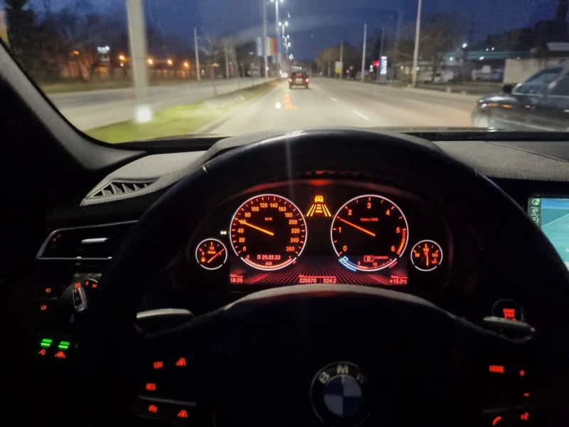 BMW 730 730 ХD  4?4, снимка 8 - Автомобили и джипове - 52260178