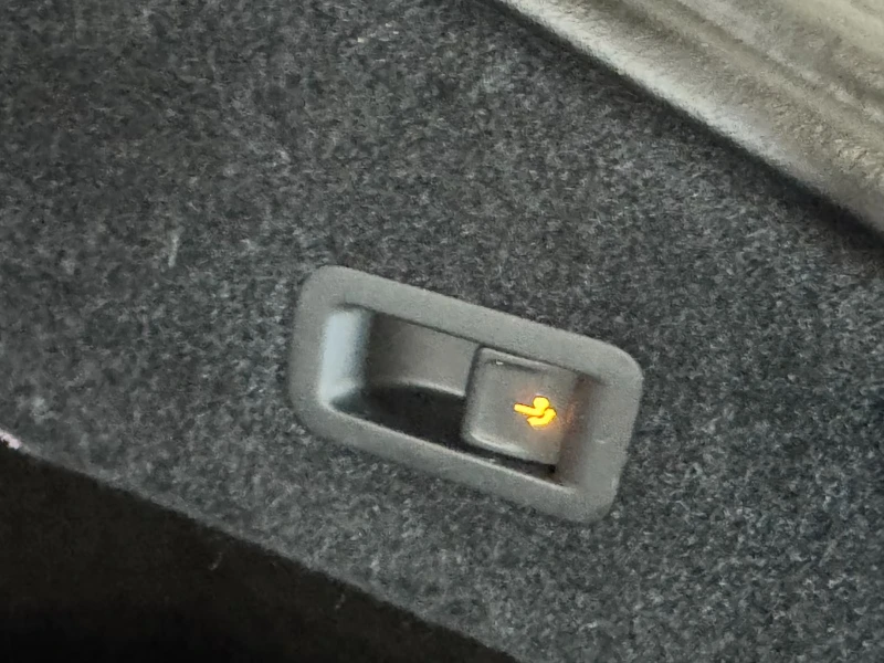 VW Arteon R-LINE/150HP/MASSAGE/KLESS/HUD/ACC/AMBI/LED/904f, снимка 5 - Автомобили и джипове - 52281273