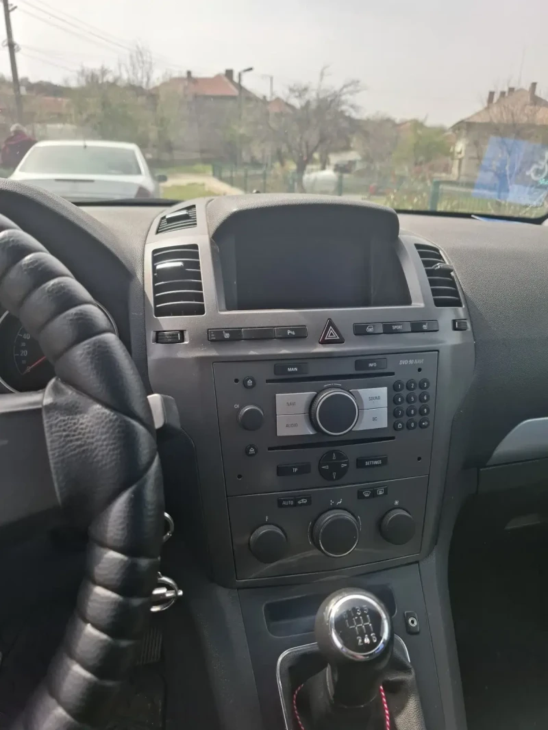 Opel Zafira, снимка 6 - Автомобили и джипове - 52382293