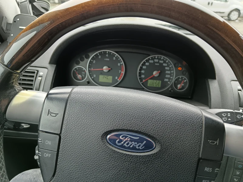 Ford Mondeo Хечбек , снимка 5 - Автомобили и джипове - 52680236