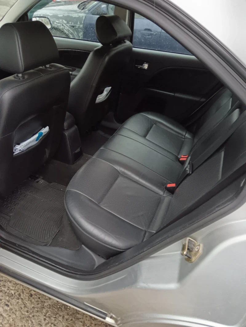 Ford Mondeo Хечбек , снимка 6 - Автомобили и джипове - 52680236