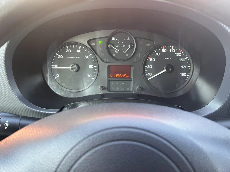 Citroen Berlingo VAN/1.6BlueHDi/75К.С./5МТ/N1, снимка 10 - Автомобили и джипове - 52885175