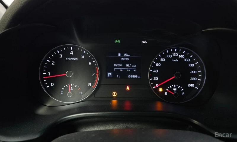 Kia K3, снимка 8 - Автомобили и джипове - 53140284