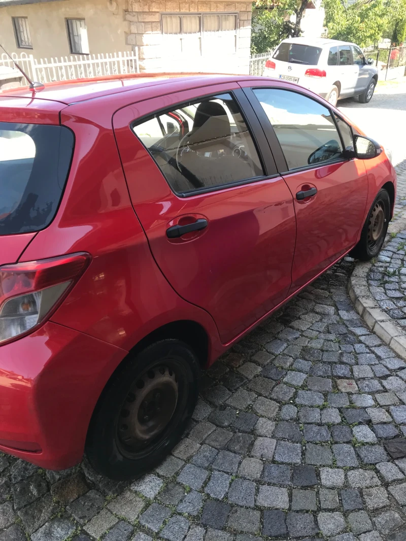 Toyota Yaris 1.3, снимка 3 - Автомобили и джипове - 53212814
