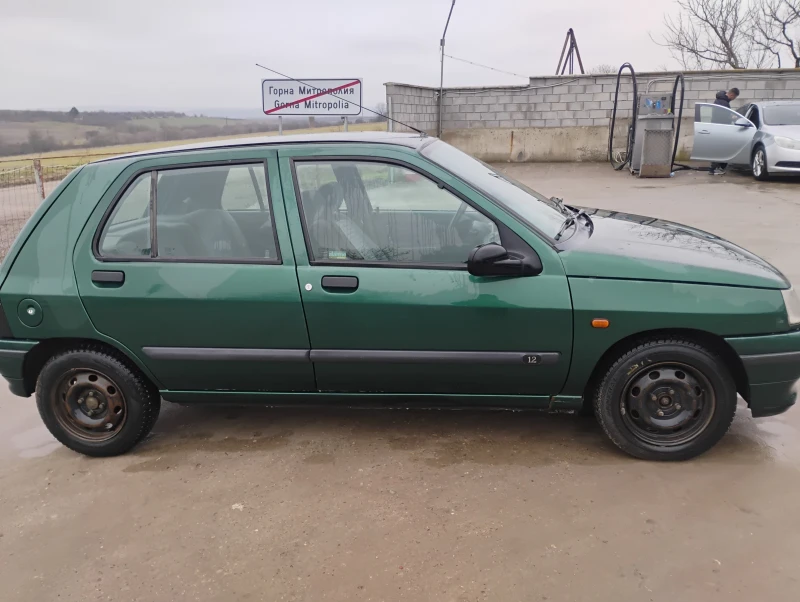 Renault Clio 1.2, снимка 5 - Автомобили и джипове - 53468634