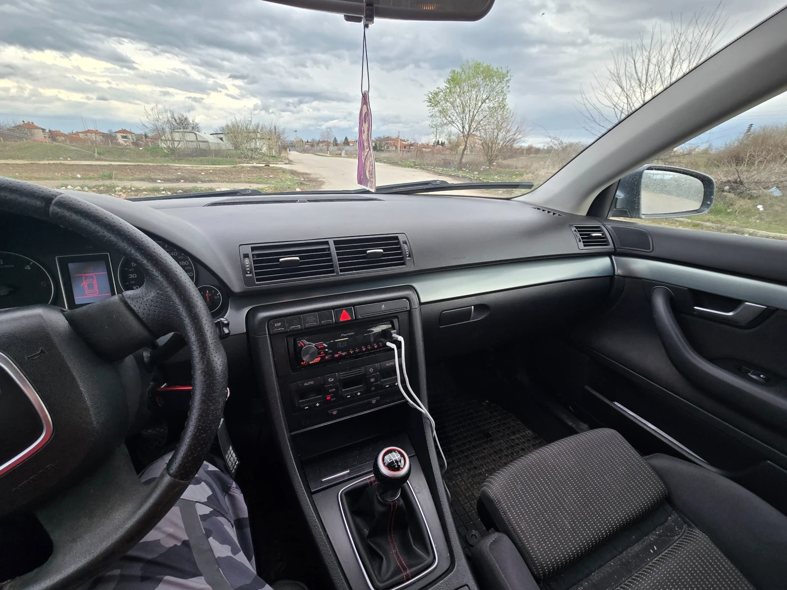 Audi A4 2.0 TDI 140hp - изображение 4