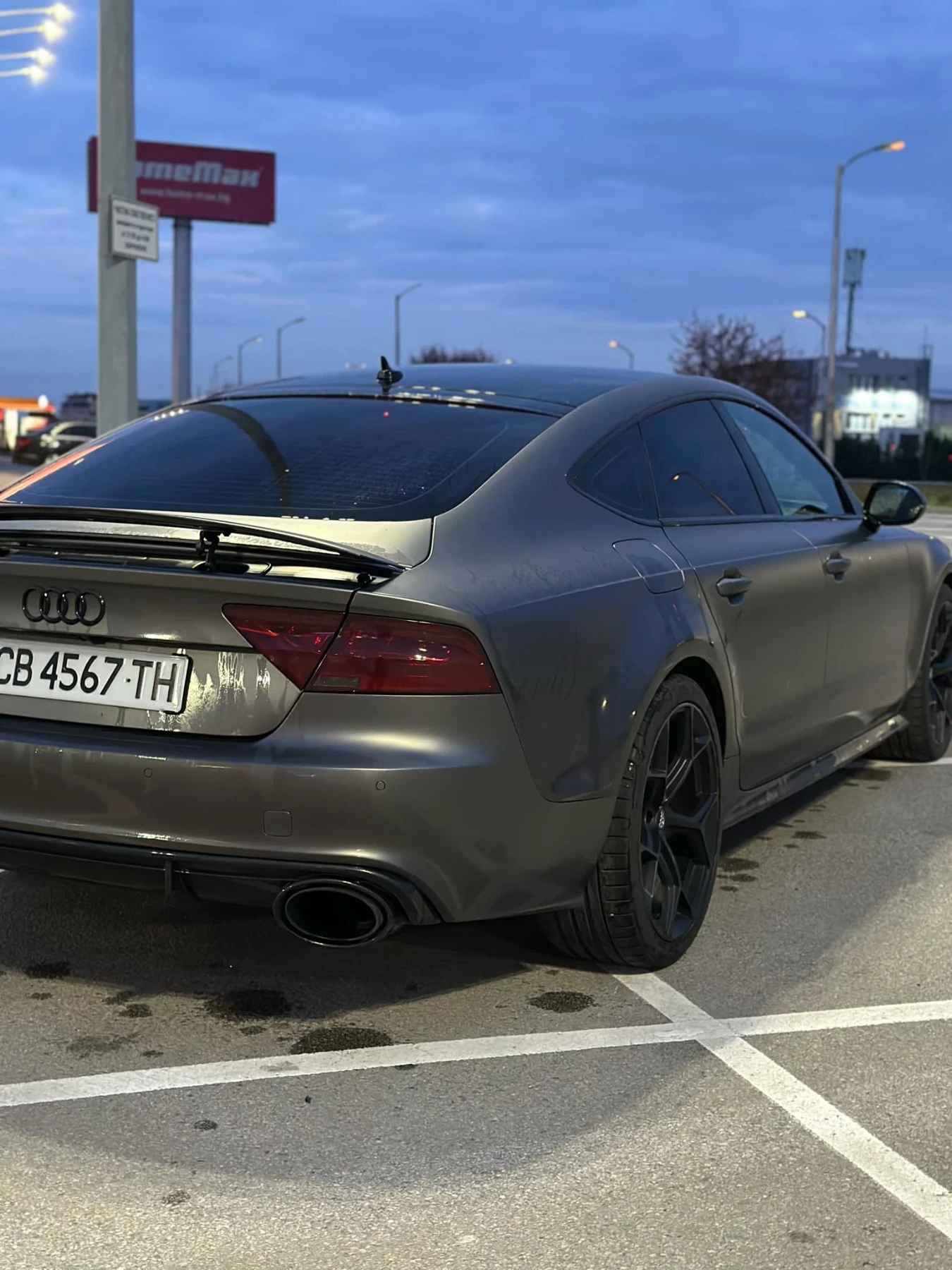 Audi A7 RS - изображение 8