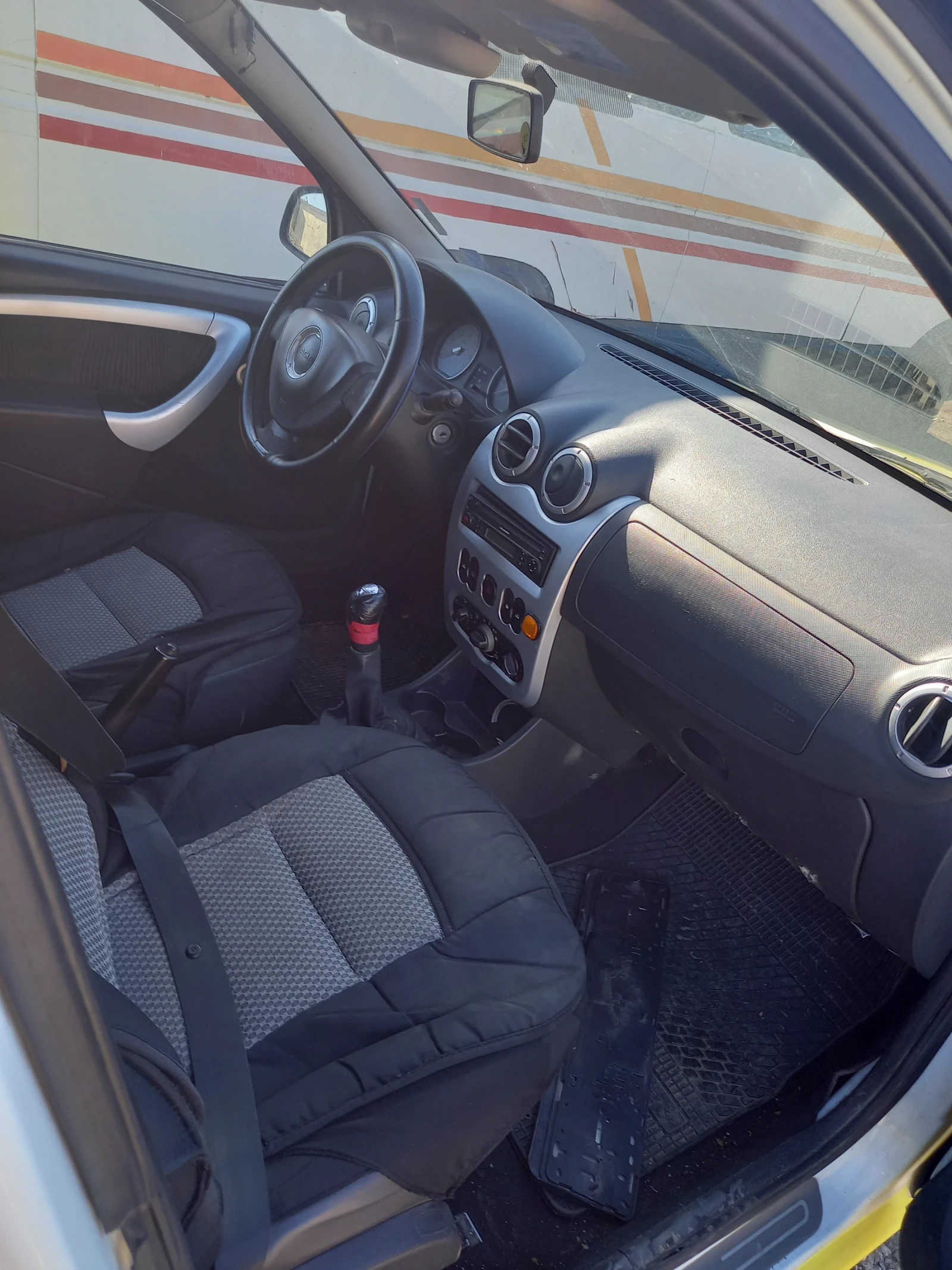 Dacia Logan 1.5 dci - изображение 4
