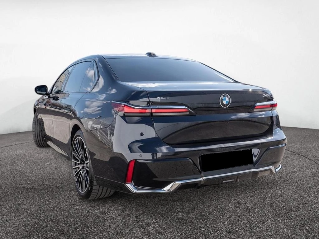 BMW 740 d/xDrive/M-SPORT/ICONIC GLOW/B&W/HEAD UP/360/LED/ - изображение 3