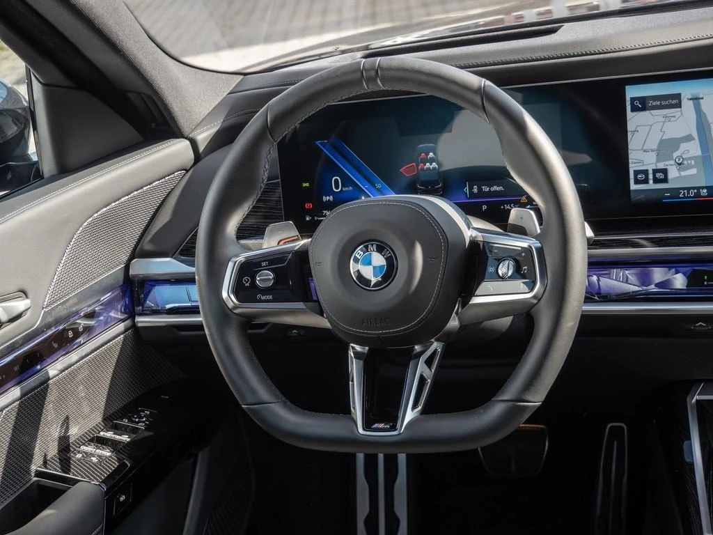 BMW 740 d/xDrive/M-SPORT/ICONIC GLOW/B&W/HEAD UP/360/LED/ - изображение 6