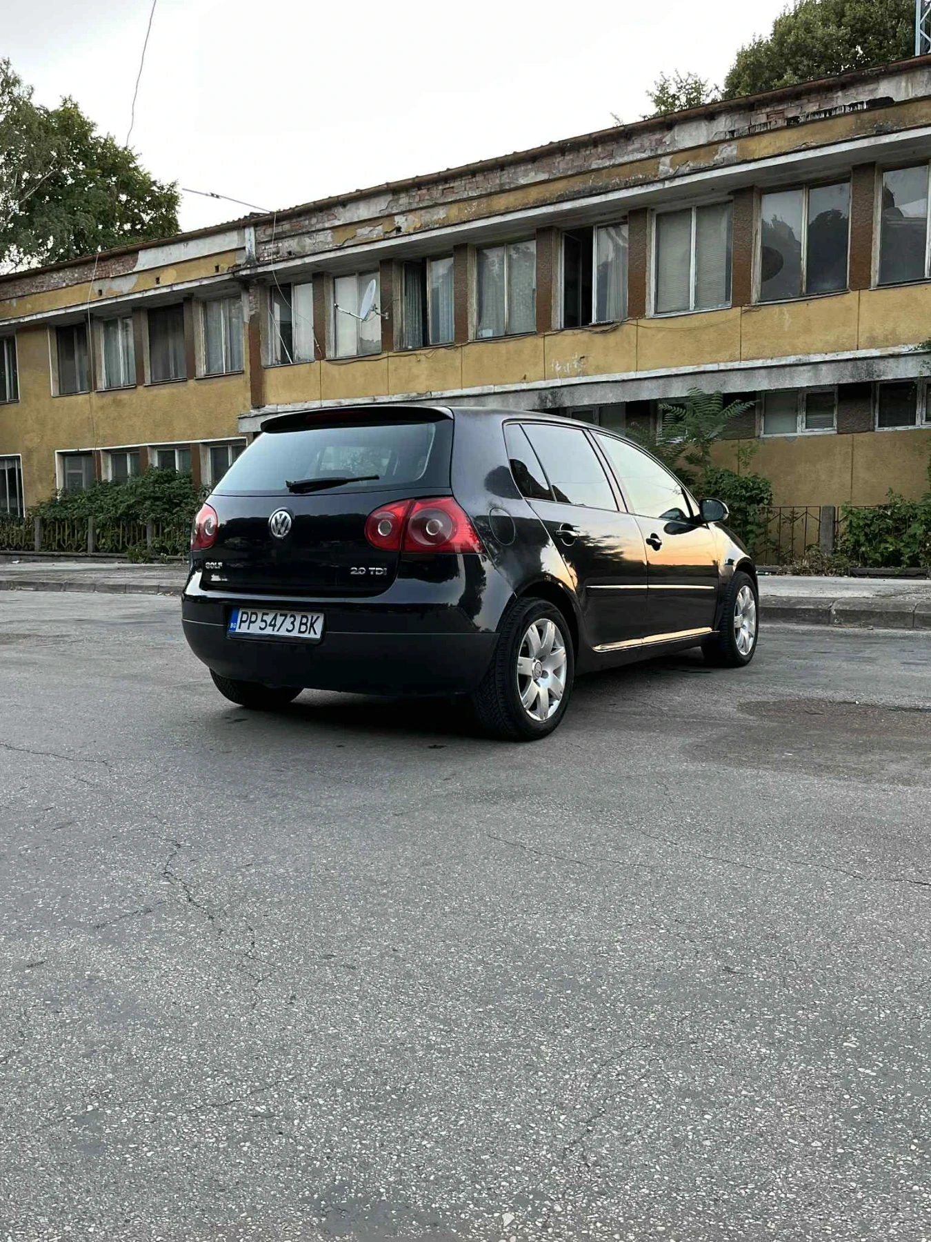 VW Golf 2.0D 140кс 2006 г - изображение 4