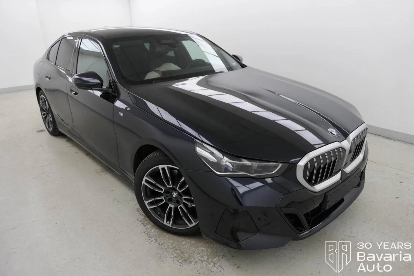 BMW 520 i Steptronic M Sport Paket - изображение 4