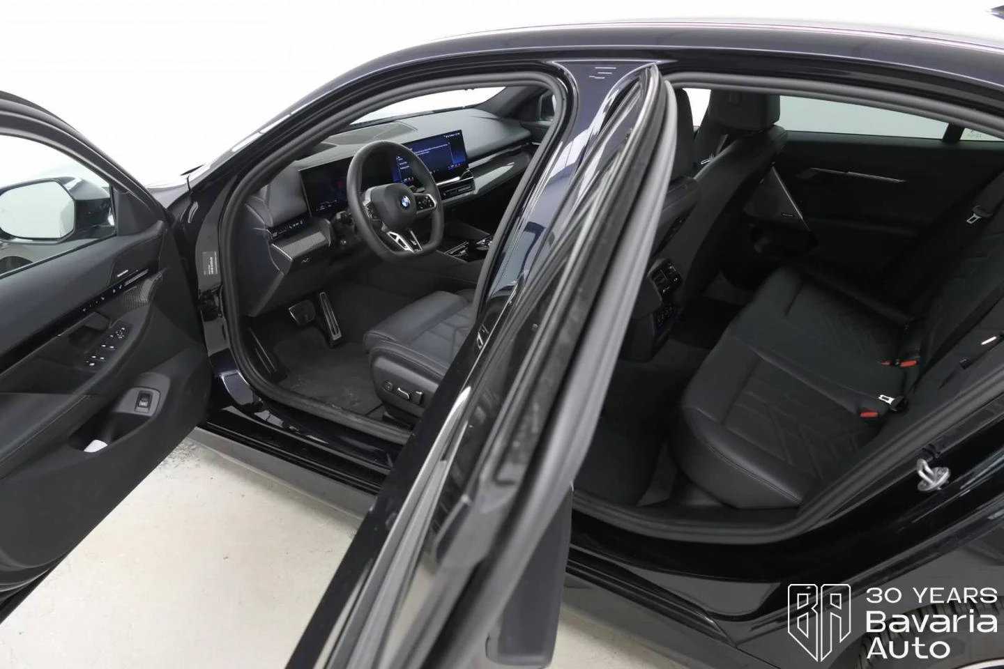 BMW 520 i Steptronic M Sport Paket - изображение 5