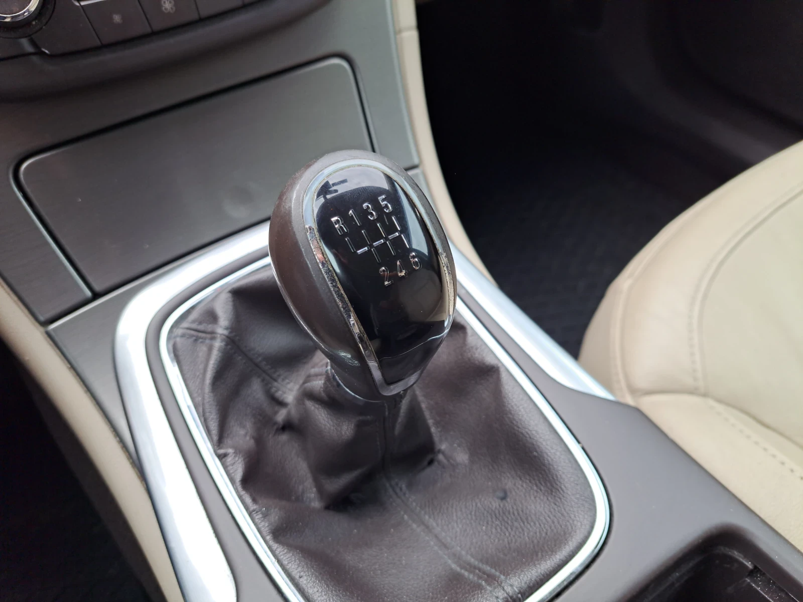 Opel Insignia 2.0CDI EURO 5 | Mobile.bg   14