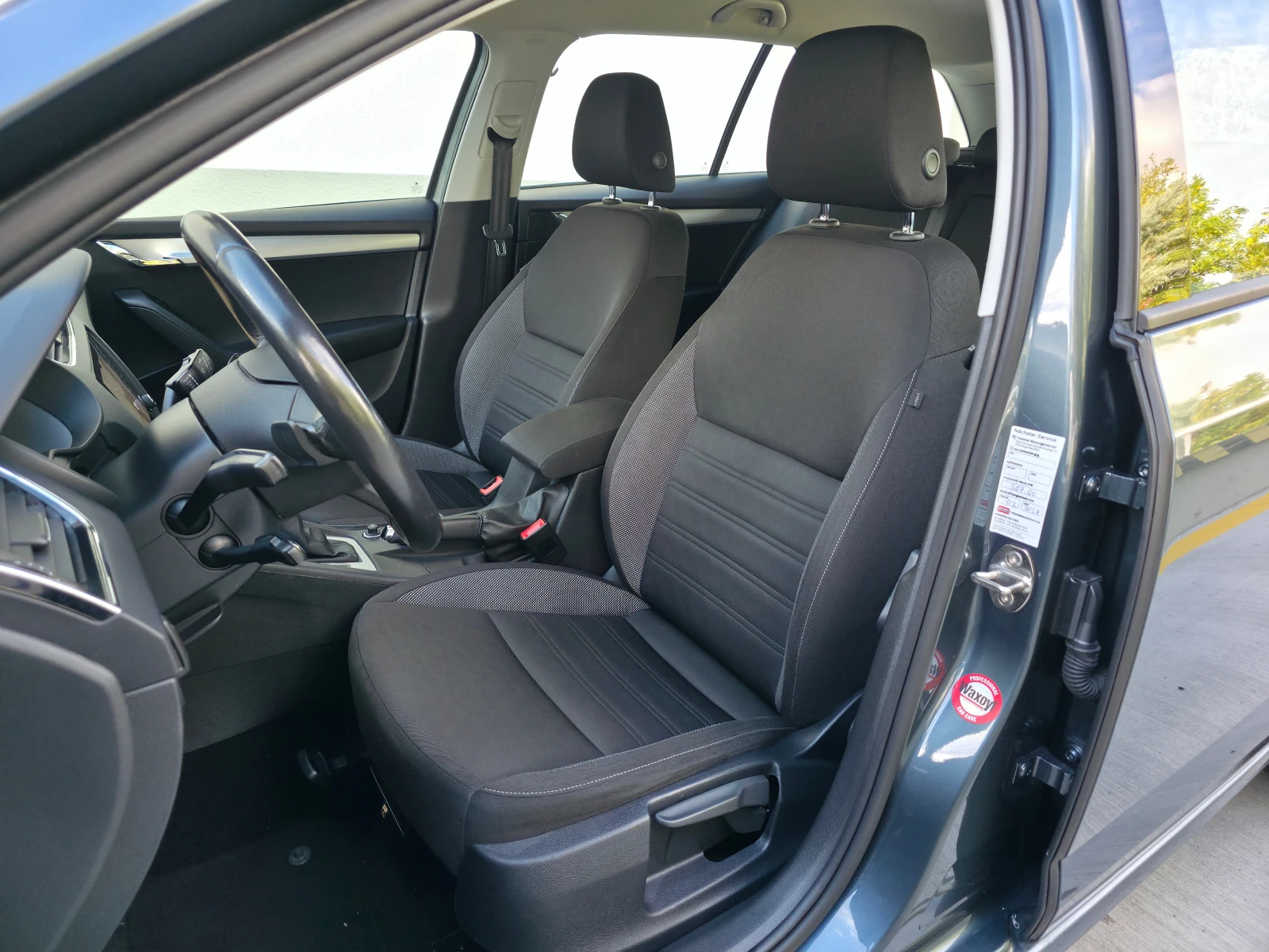 Skoda Octavia 2.0TDI 4x4 184ps DSG | Mobile.bg — изображение 11