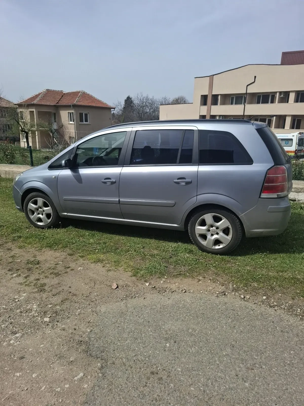 Opel Zafira | Mobile.bg   2
