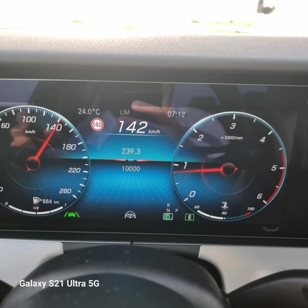 Mercedes-Benz E 400 E400d 4 Matic - изображение 2