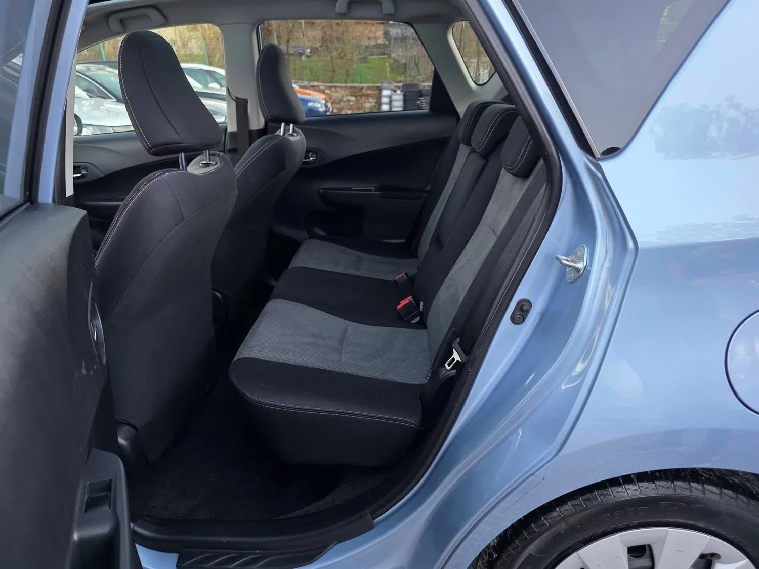 Toyota Verso S 1.33VVTi 99K.C. / АВТОМАТ / ПАНОРАМА / КЕЙЛЕС ГО - изображение 7