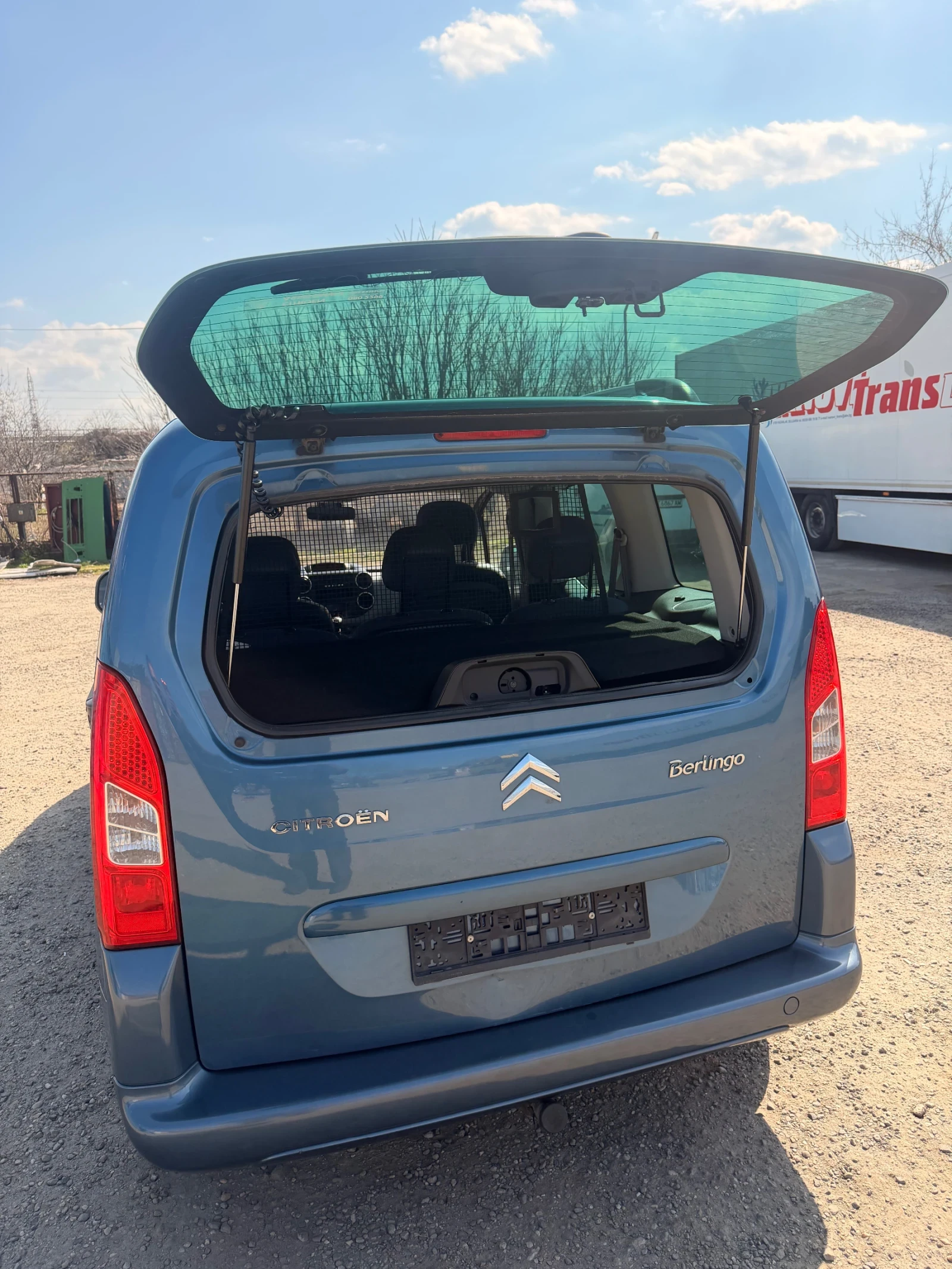 Citroen Berlingo 1, 6hdi, снимка 5 - Автомобили и джипове - 53863131