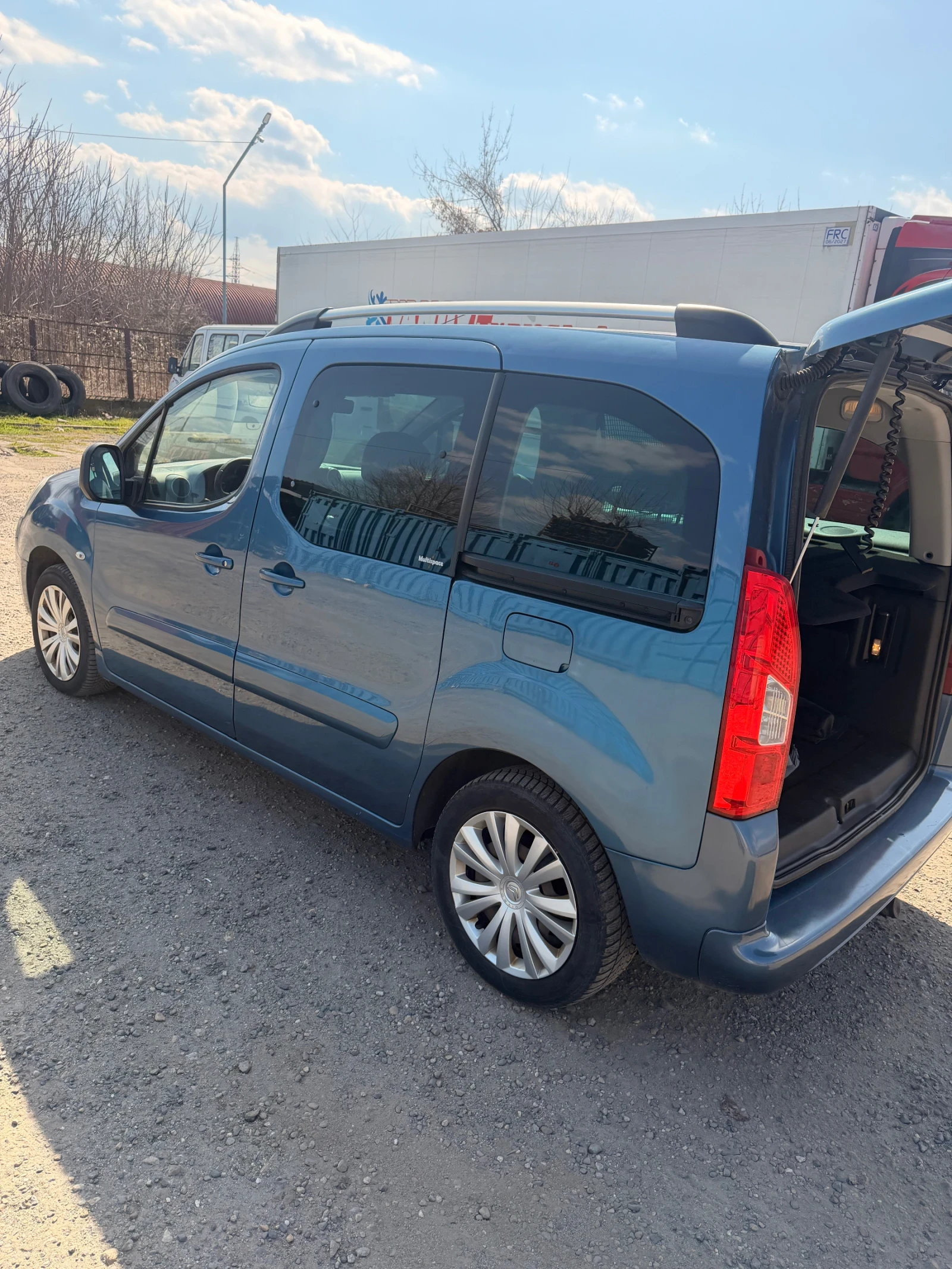 Citroen Berlingo 1, 6hdi, снимка 7 - Автомобили и джипове - 53863131