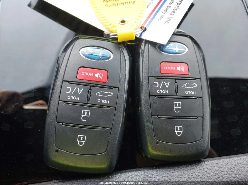 Subaru Solterra Limited, снимка 11 - Автомобили и джипове - 53960302