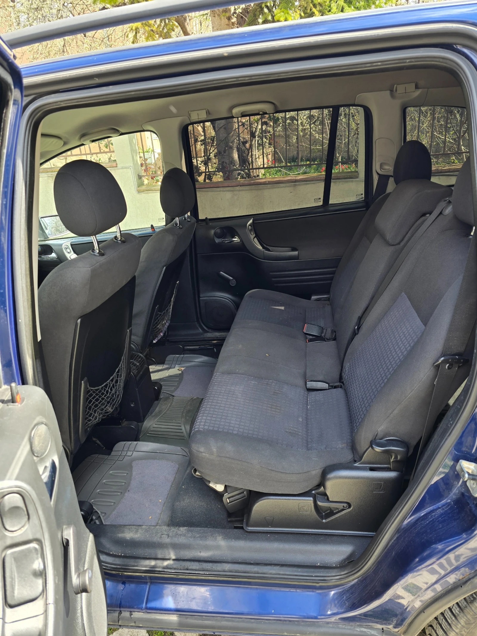 Opel Zafira, снимка 6 - Автомобили и джипове - 54043366